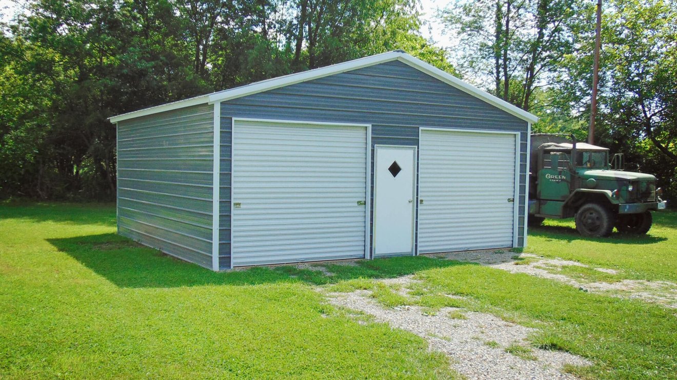 Custom workshop with 2 garage doors