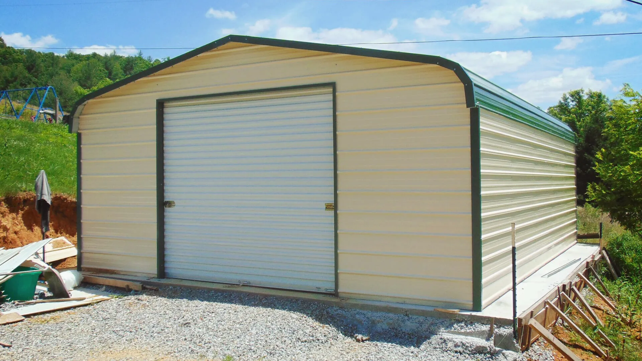 Custom metal building with evergreen trim and roof